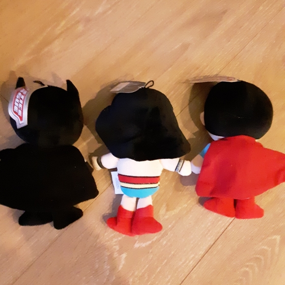 DC JUSTICE LEAGUE DOG TOYS - Picture 3 of 3